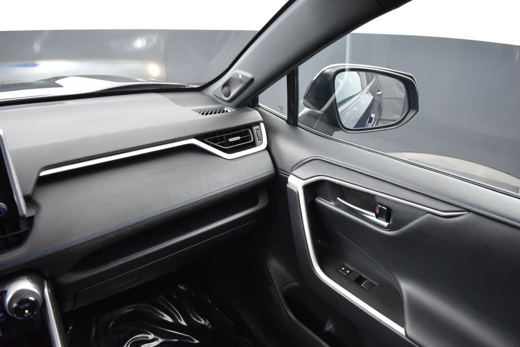 Used 2021 Midnight Black Metallic Toyota XSE image 12