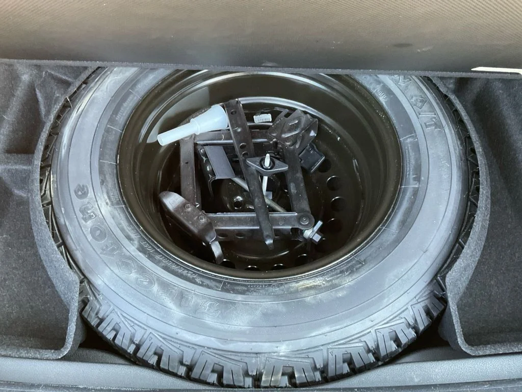 Used 2019 White Jeep Trailhawk image 30