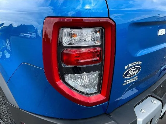 New 2026 Velocity Blue Metallic Ford Outer Banks® image 60