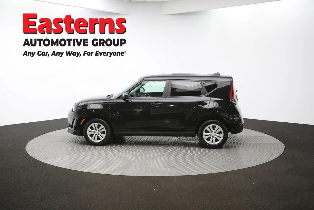 Used 2023 Black Kia LX image 59