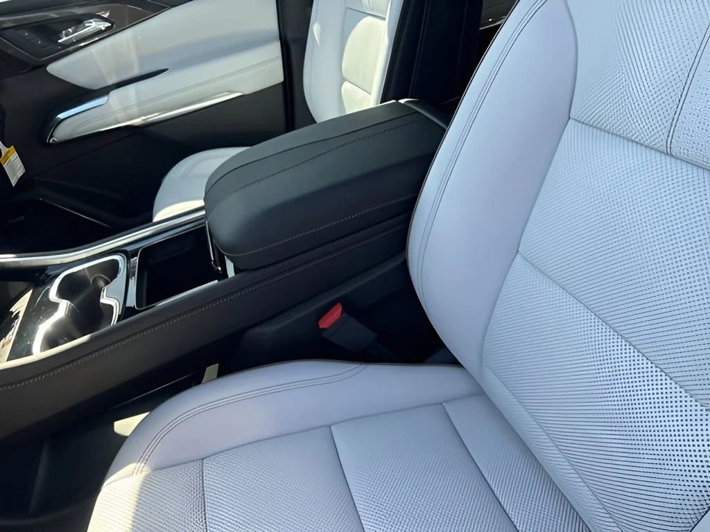 2026 Chevrolet Traverse High Country - Photo 14
