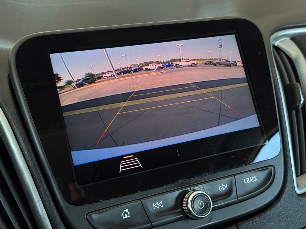 Used 2019 White Chevrolet LS image 4