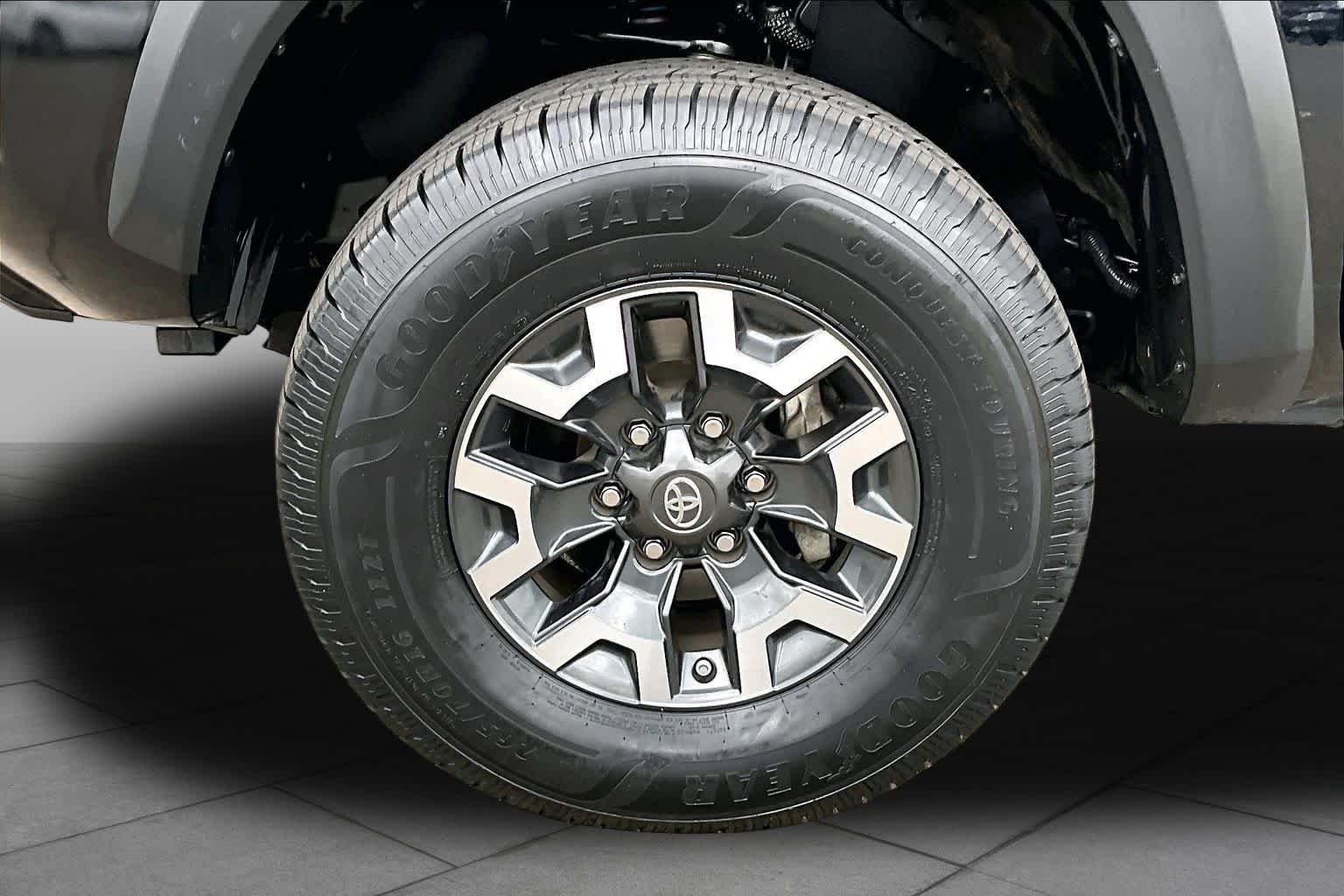 Used 2019 Midnight Black Metallic Toyota TRD Off Road image 10