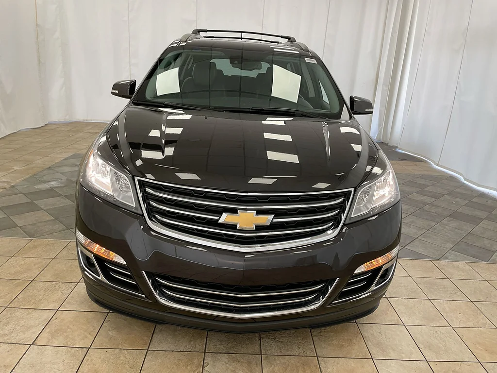 Used 2017 Tungsten Metallic Chevrolet Premier image 30