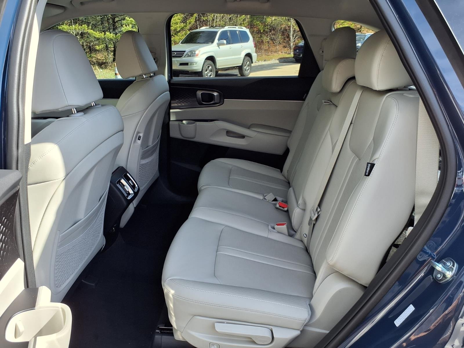 New 2026 Midnight Lake Blue Kia S image 4