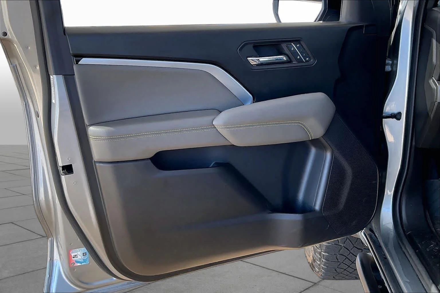Used 2023 Sterling Gray Metallic Chevrolet 4WD ZR2 image 19