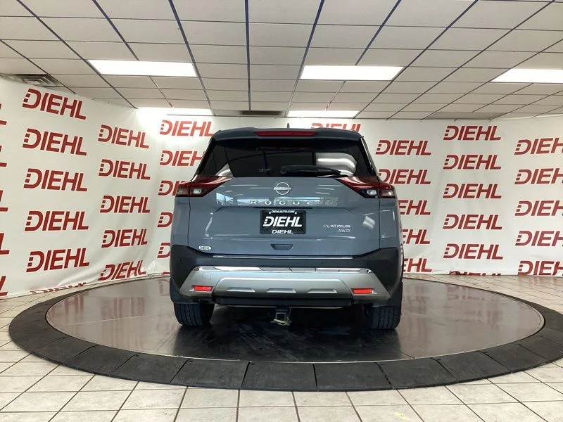 Used 2023 Gray Nissan Platinum image 30