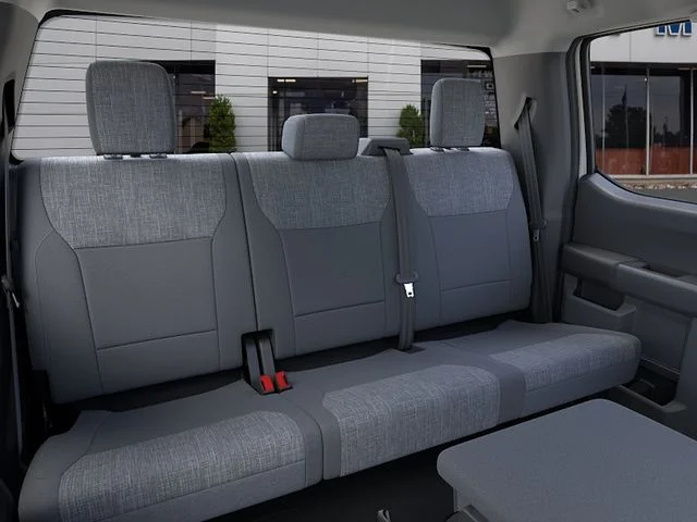 New 2026 Oxford White Ford F-250® XLT image 11