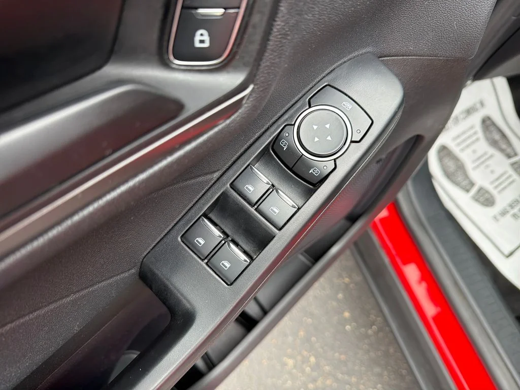 Used 2024 Red Ford Active image 11