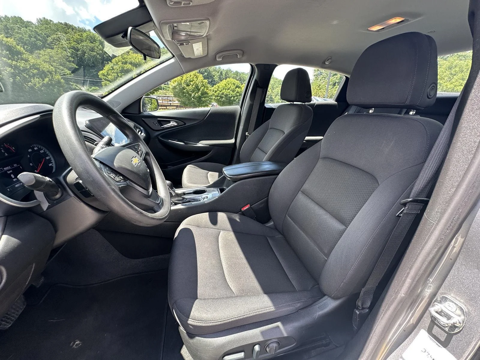 Used 2023 Sterling Gray Metallic Chevrolet LT image 9