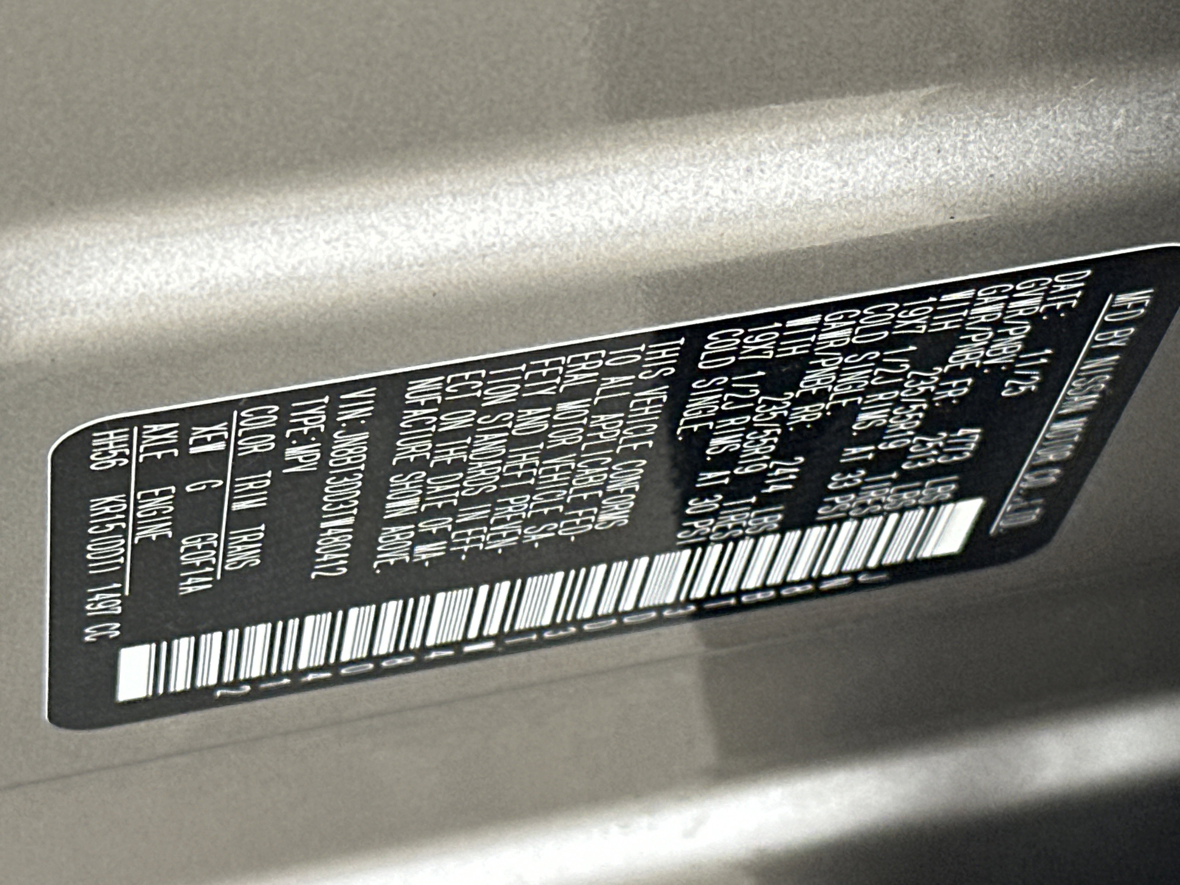 New 2026 Champagne Silver Metallic/Super Black Nissan Platinum image 37