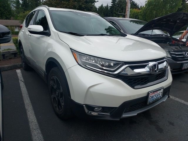 Used 2018 White Diamond Pearl Honda Touring image 2