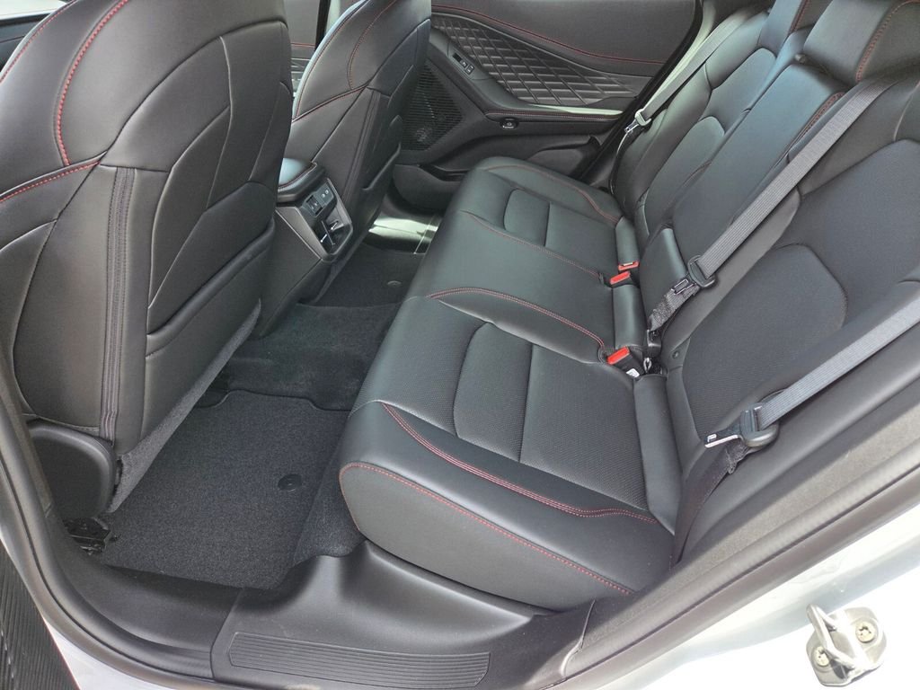 New 2026 White Knuckle Exterior Paint Dodge R/T Scat Pack image 7