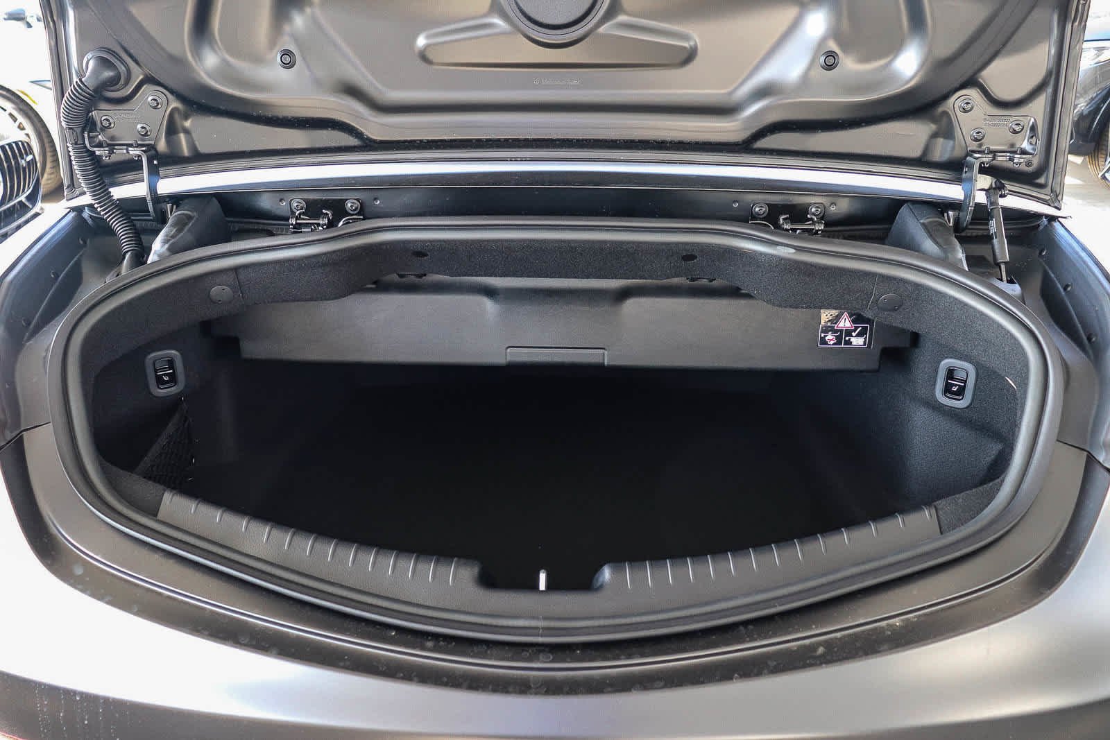 New 2027 MANUFAKTUR exclusive graphite grey magno Mercedes-Benz AMG® CLE 53 image 18