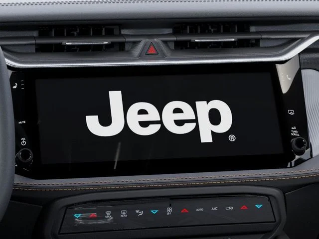 New 2026 Silver Zynith Clearcoat Jeep Laredo image 19
