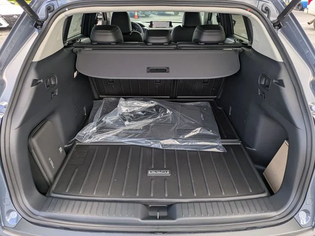2025 Mazda CX-50 Premium - Photo 29