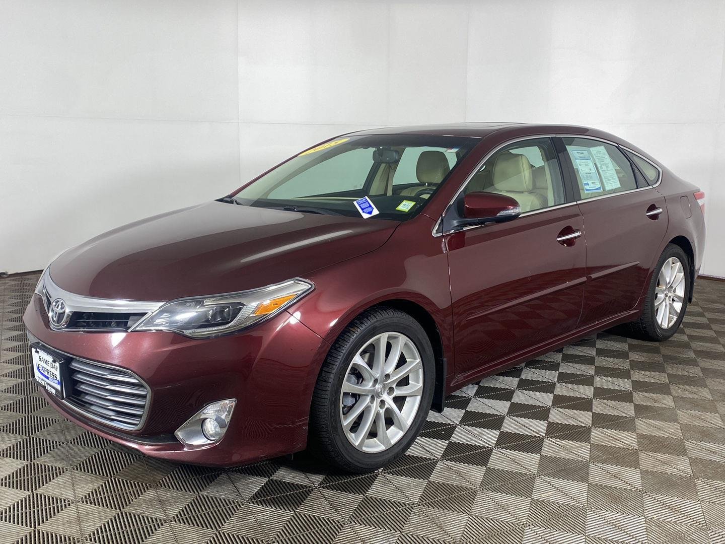 Used 2015 Mica Toyota Limited image 28