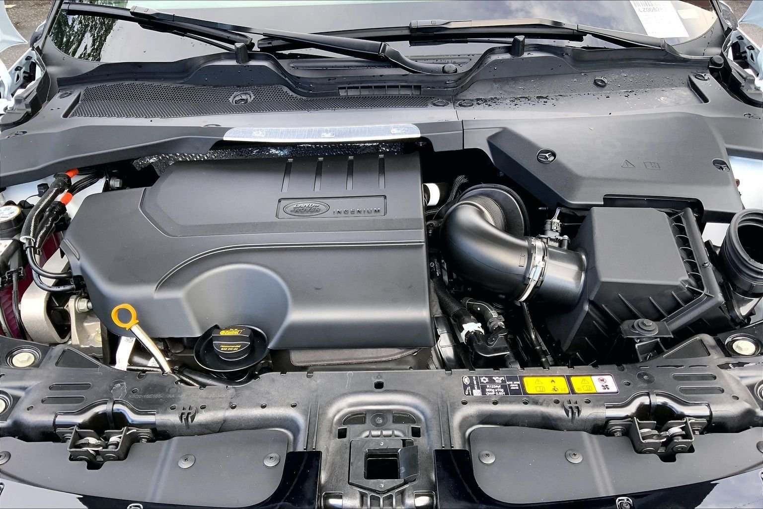 New 2026 Fuji White Land Rover Hoxton Edition image 16