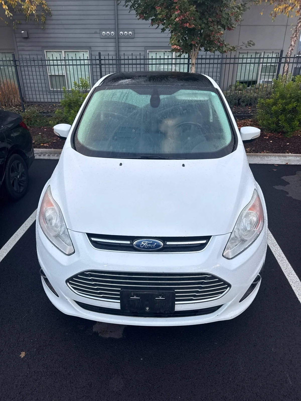 Used 2015 White Ford SEL image 2