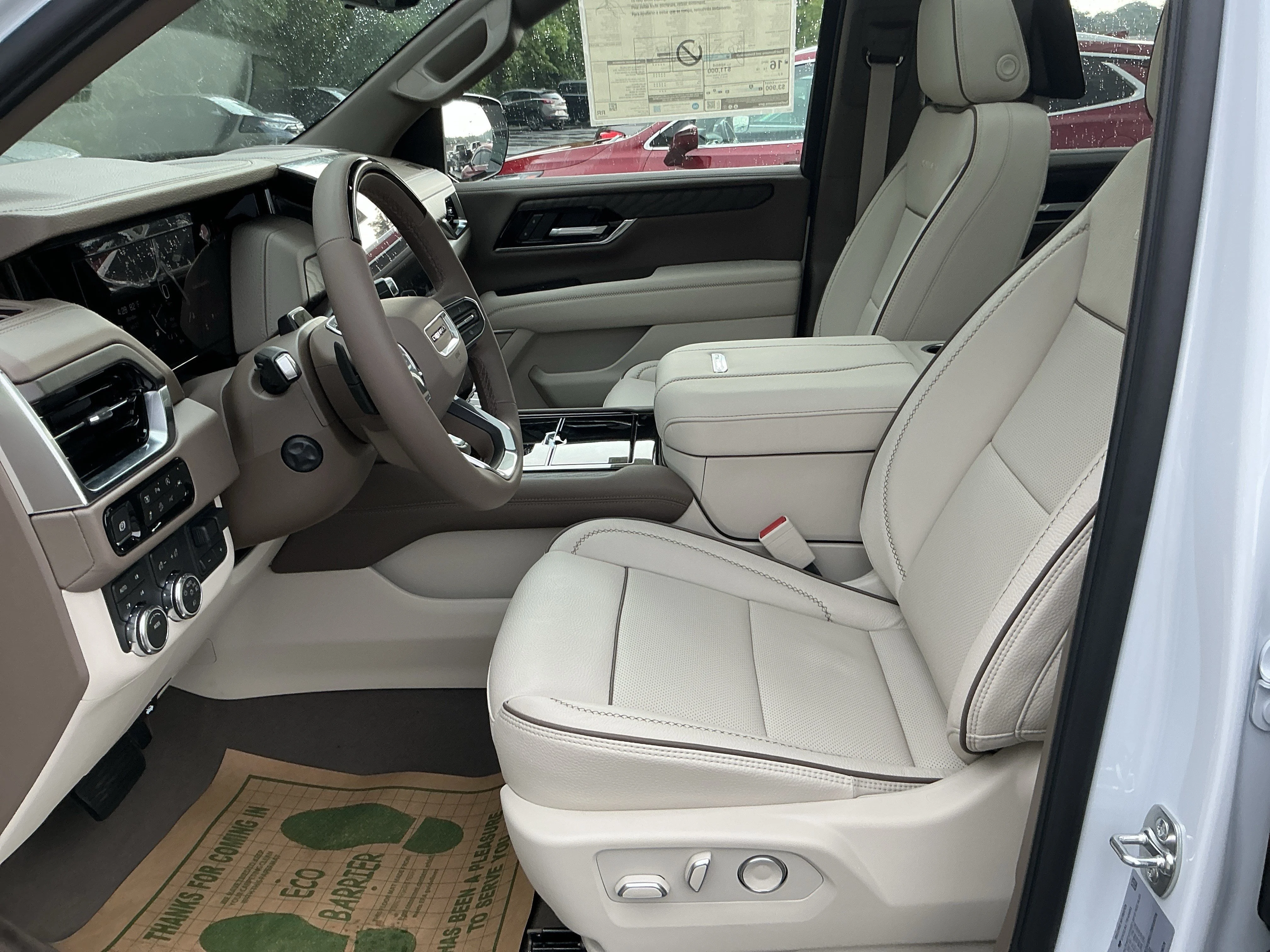2026 GMC Yukon XL Denali - Photo 15
