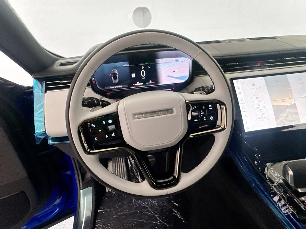 New 2026 Velocity Blue Land Rover Autobiography image 11