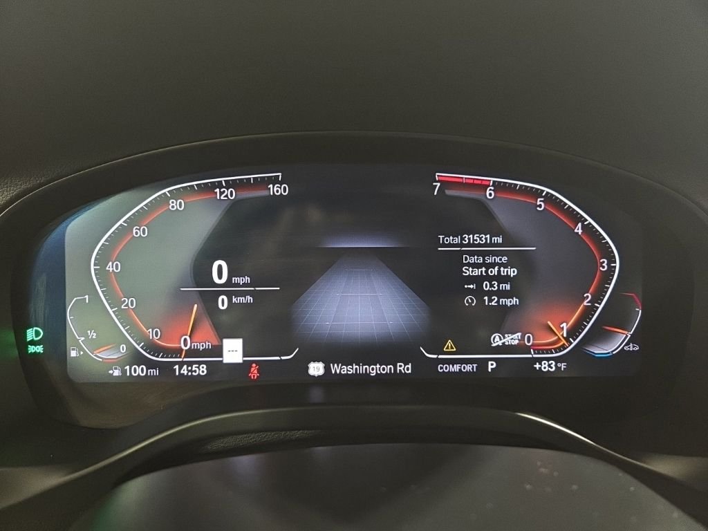 Used 2023 Gray BMW xDrive30i image 10