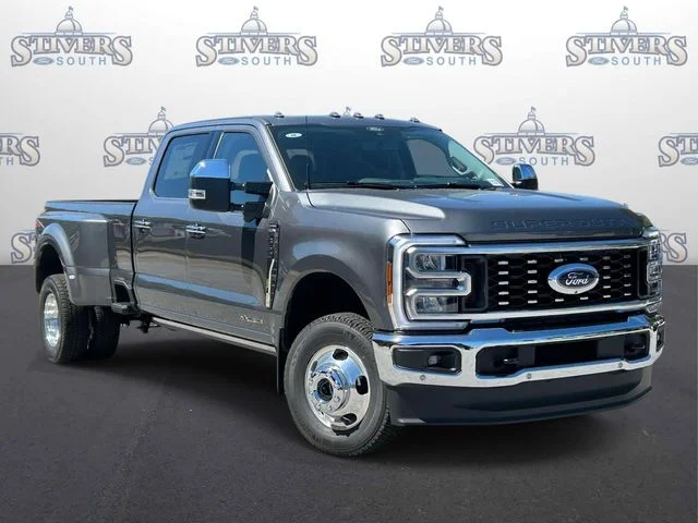 2026 Ford F-350 Lariat 4x4 Crew Cab 8' Box DRW's photo