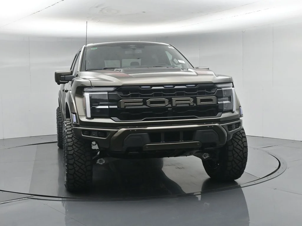 New 2026 Shelter Green Ford Raptor image 30