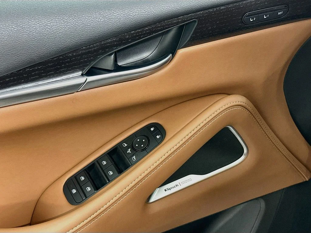 New 2027 Mineral INFINITI Autograph image 19