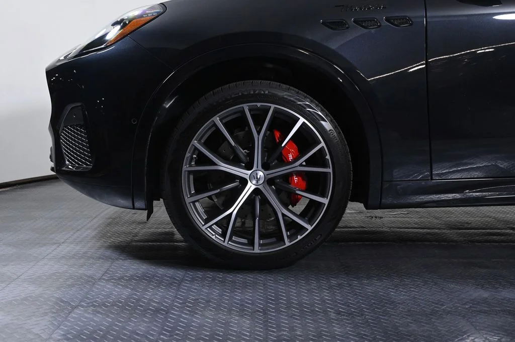 New 2026 Nero Noctis Black Maserati Modena image 24