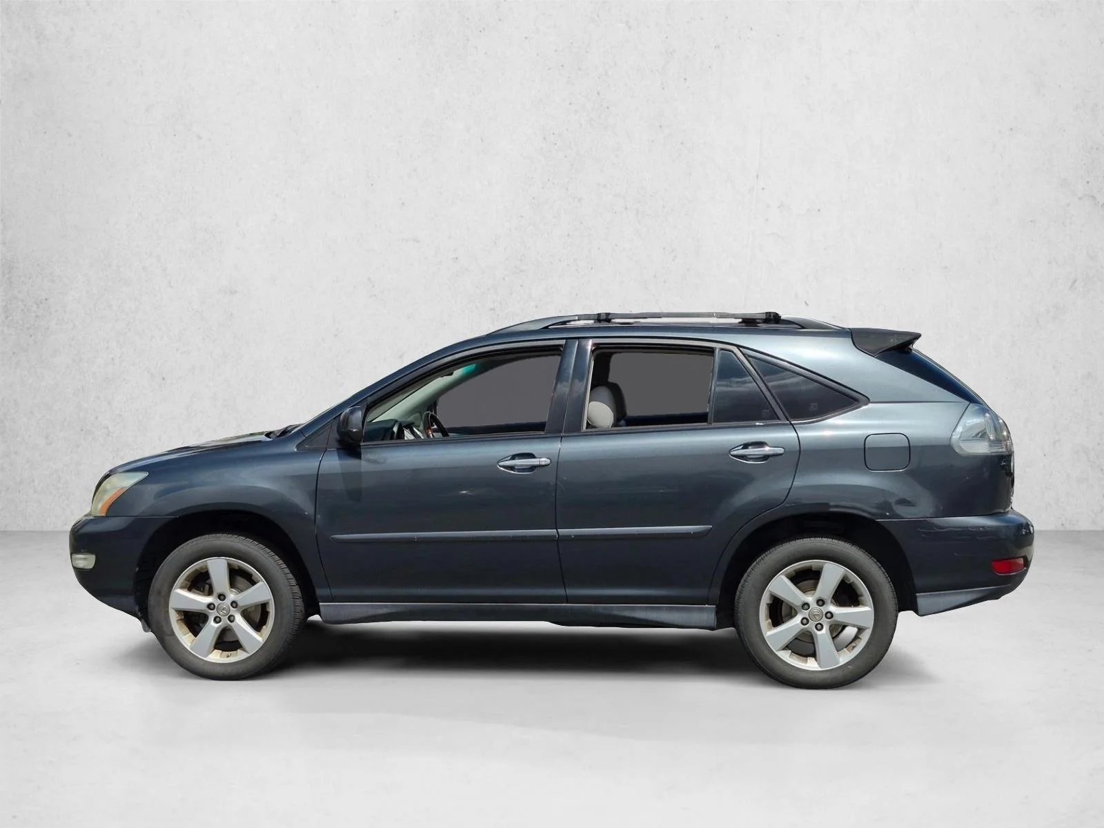 Used 2008 Silver/Gray Lexus  image 8
