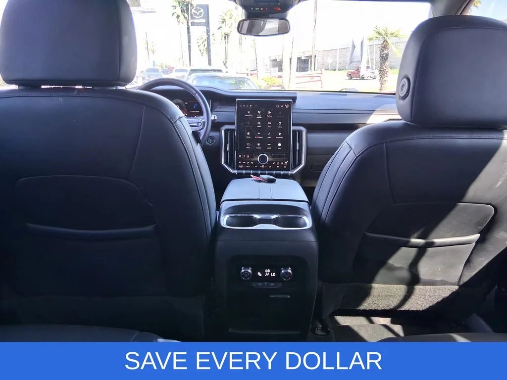 Used 2024 Black GMC Elevation image 18