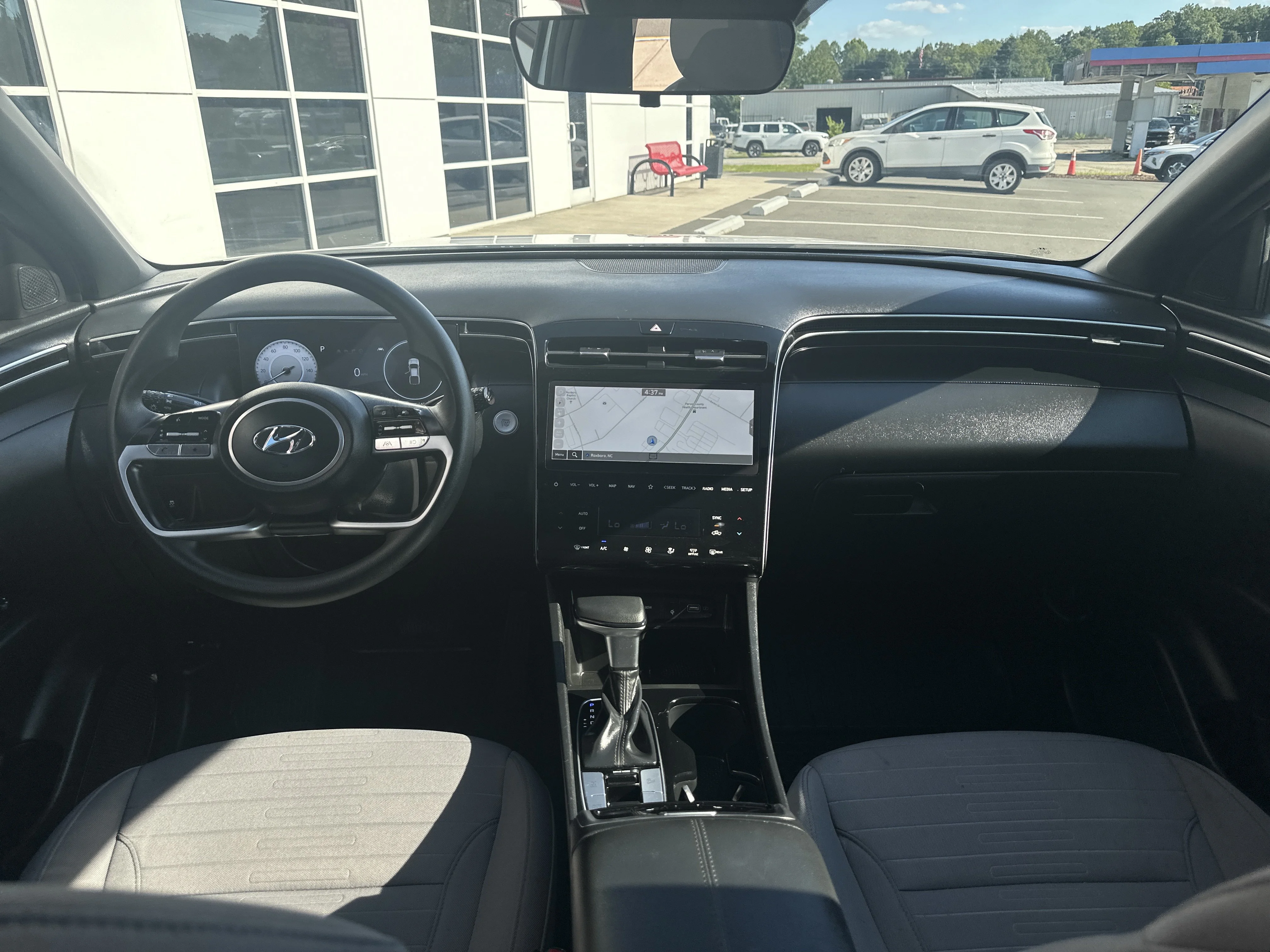 Used 2024 Atlas White Hyundai SEL image 25
