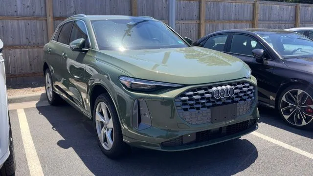 2025 Audi Q5 40 Premium Plus's photo