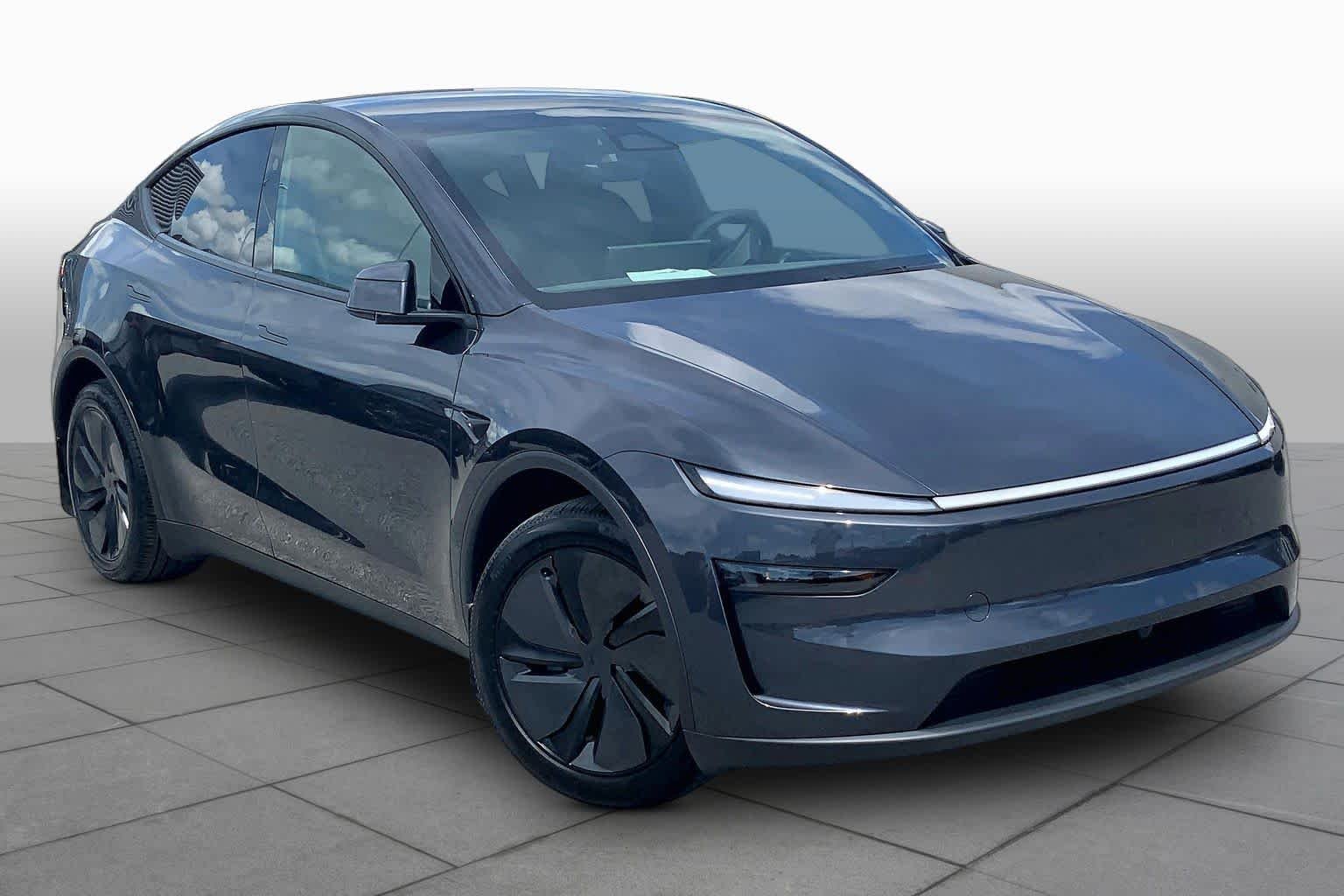 Used 2026 Stealth Gray Tesla  image 2
