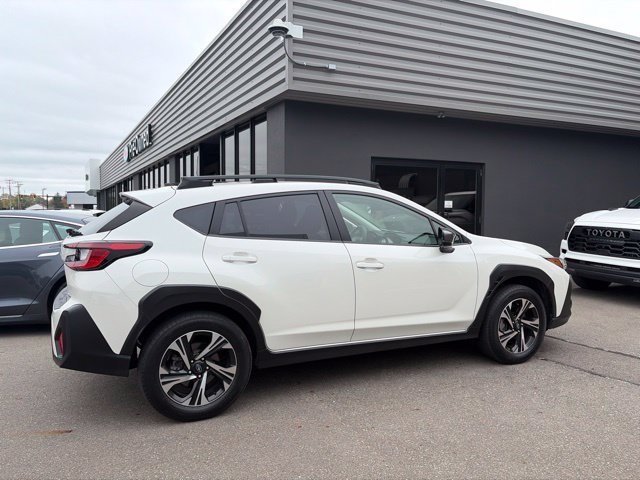 Used 2024 Crystal White Pearl Subaru Premium image 3