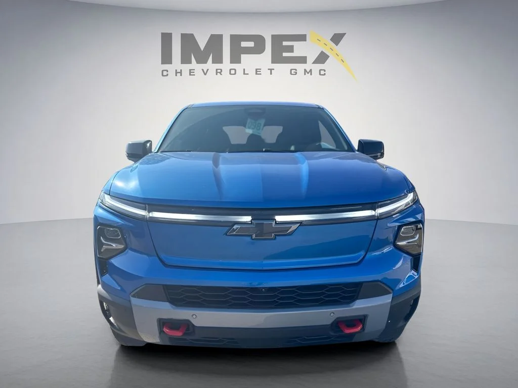 Used 2026 Blue Chevrolet Trail Boss image 6
