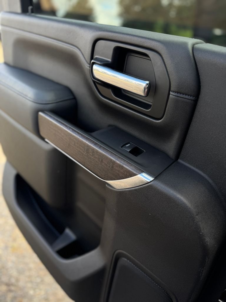 Used 2022 Ebony Twilight Metallic GMC Denali image 43