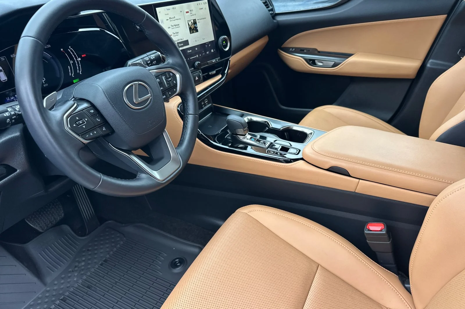 Certified Used 2026 Gray Lexus 350h Premium image 7