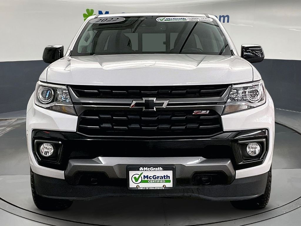 Used 2022 White Chevrolet Z71 image 5