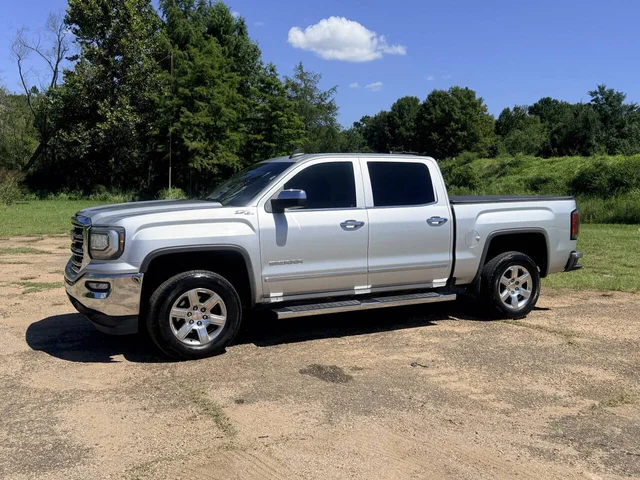 2017 GMC Sierra 1500 SLT 4x4 4dr Crew Cab 5.8 ft. SB