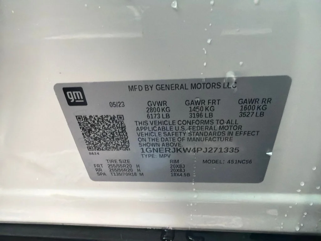 Used 2023 Summit White Chevrolet RS image 5