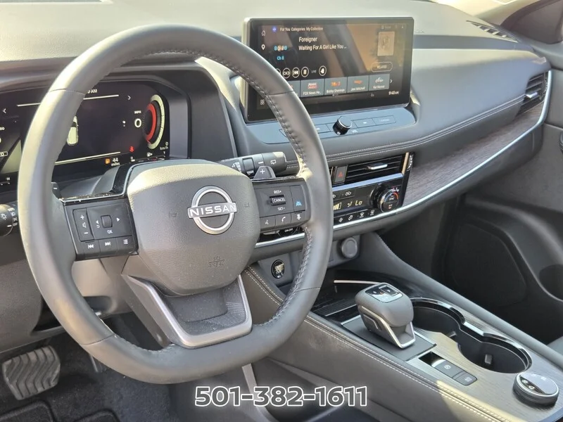 Used 2025 Deep Ocean Blue NISSAN AWD PLATINUM image 9
