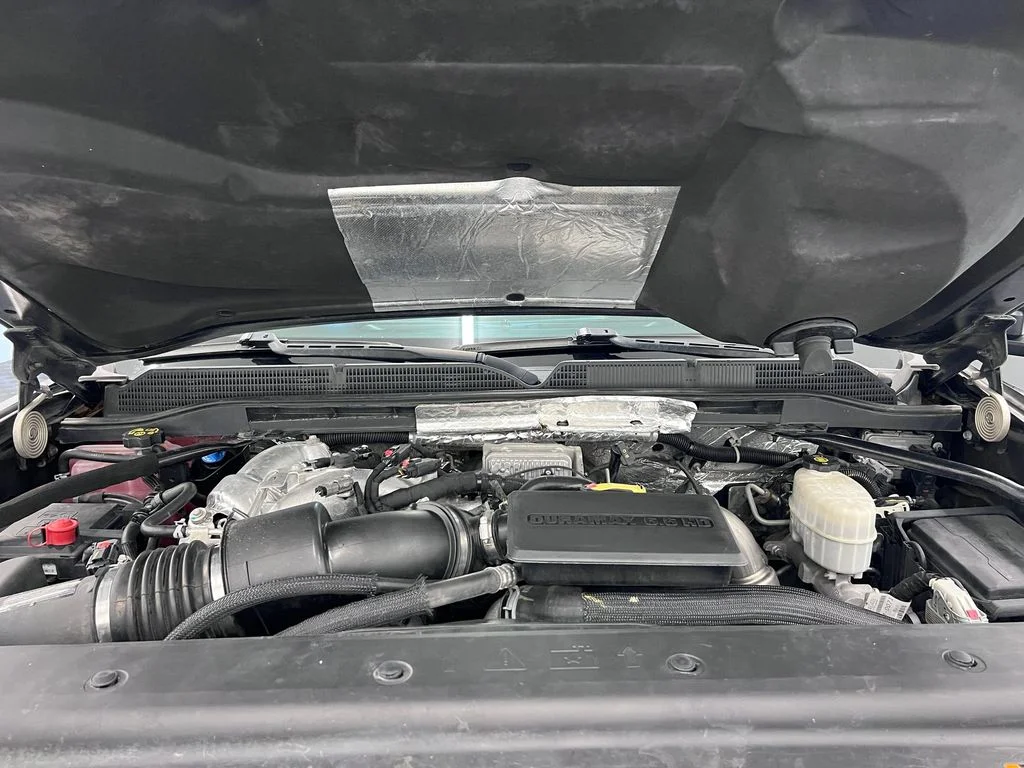 Used 2019 Onyx Black GMC SLT image 30