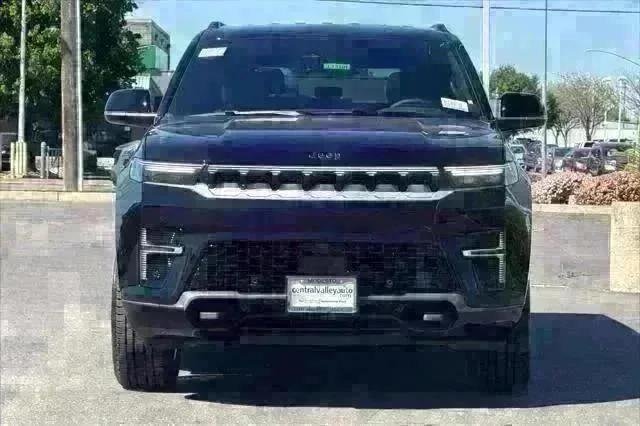 New 2026 High Gloss Black Exterior Paint Jeep Grand Wagoneer image 9