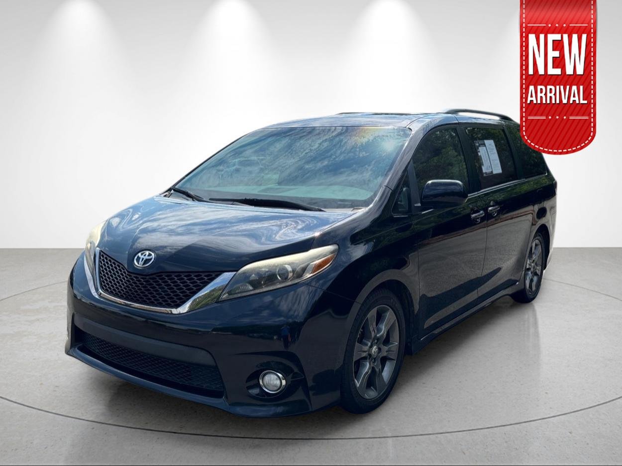 Used 2016 Midnight Black Metallic Toyota SE image 1