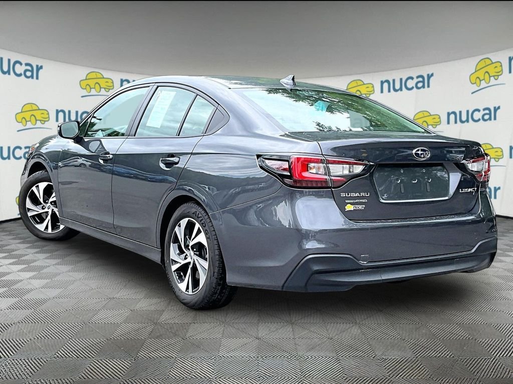 Used 2025 Magnetite Gray Metallic Subaru Premium image 4