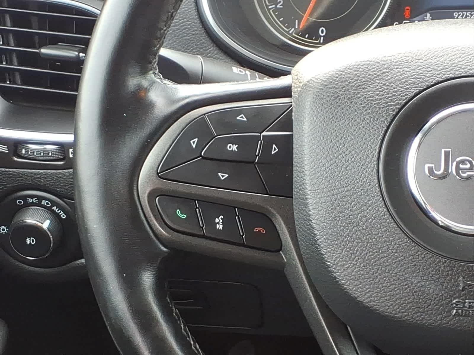 Used 2021 Olive Green Pearlcoat Jeep Trailhawk image 21