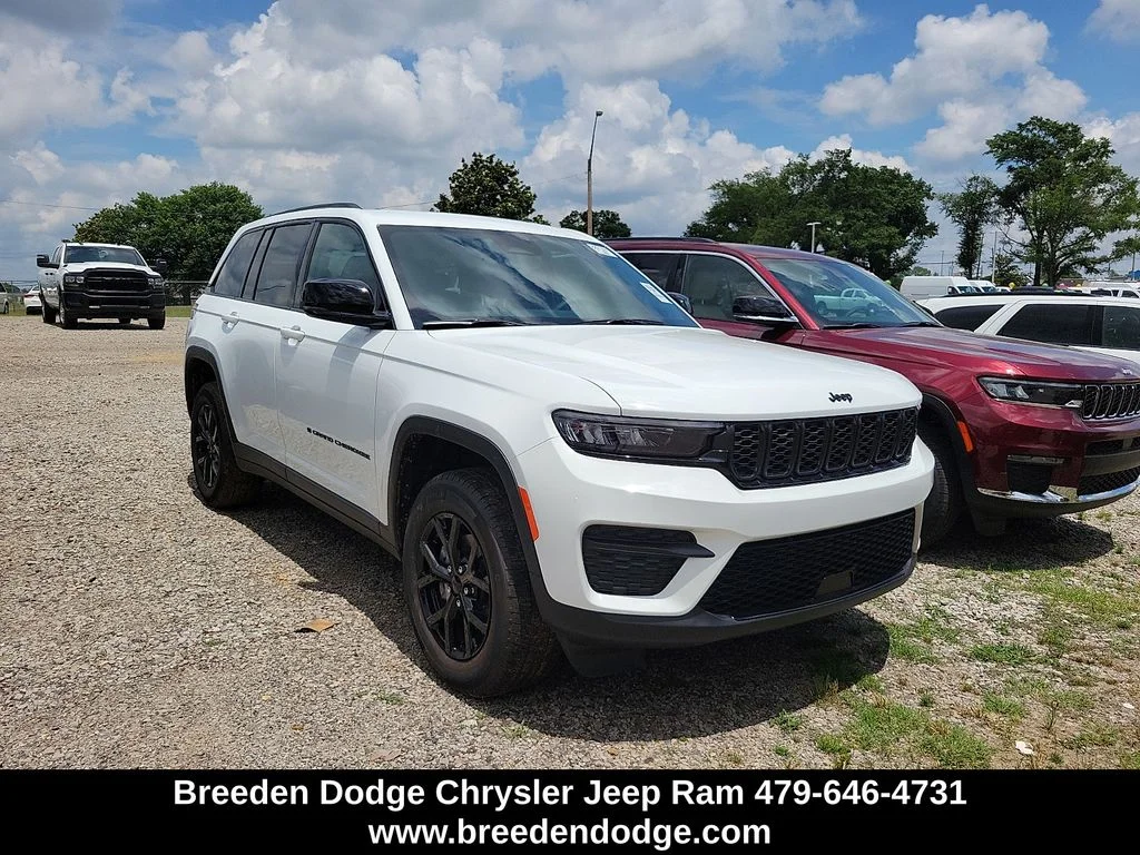 2025 Jeep Grand Cherokee Altitude's photo