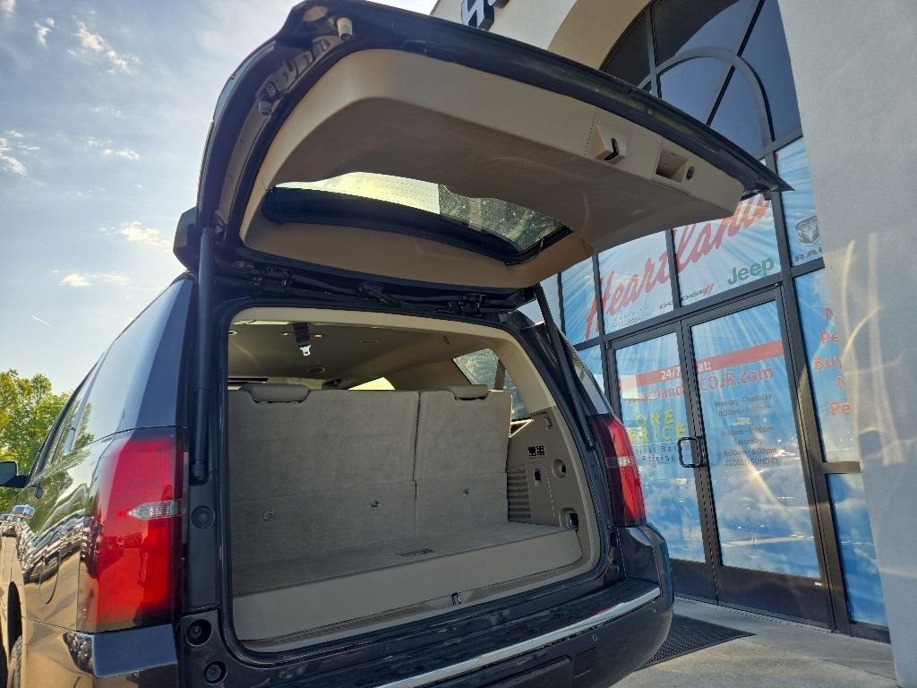 Used 2018 Gray Chevrolet Premier image 98
